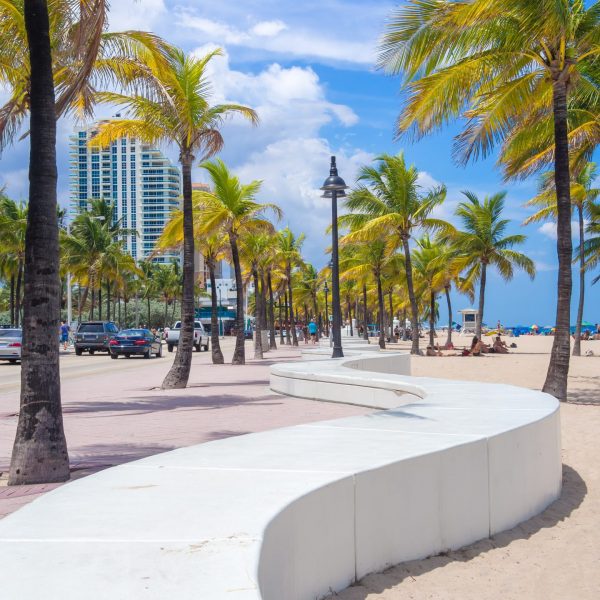 The,Beach,At,Fort,Lauderdale,In,Florida,On,A,Beautiful